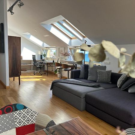 Bustos Home Apartamento Хихон Екстериор снимка