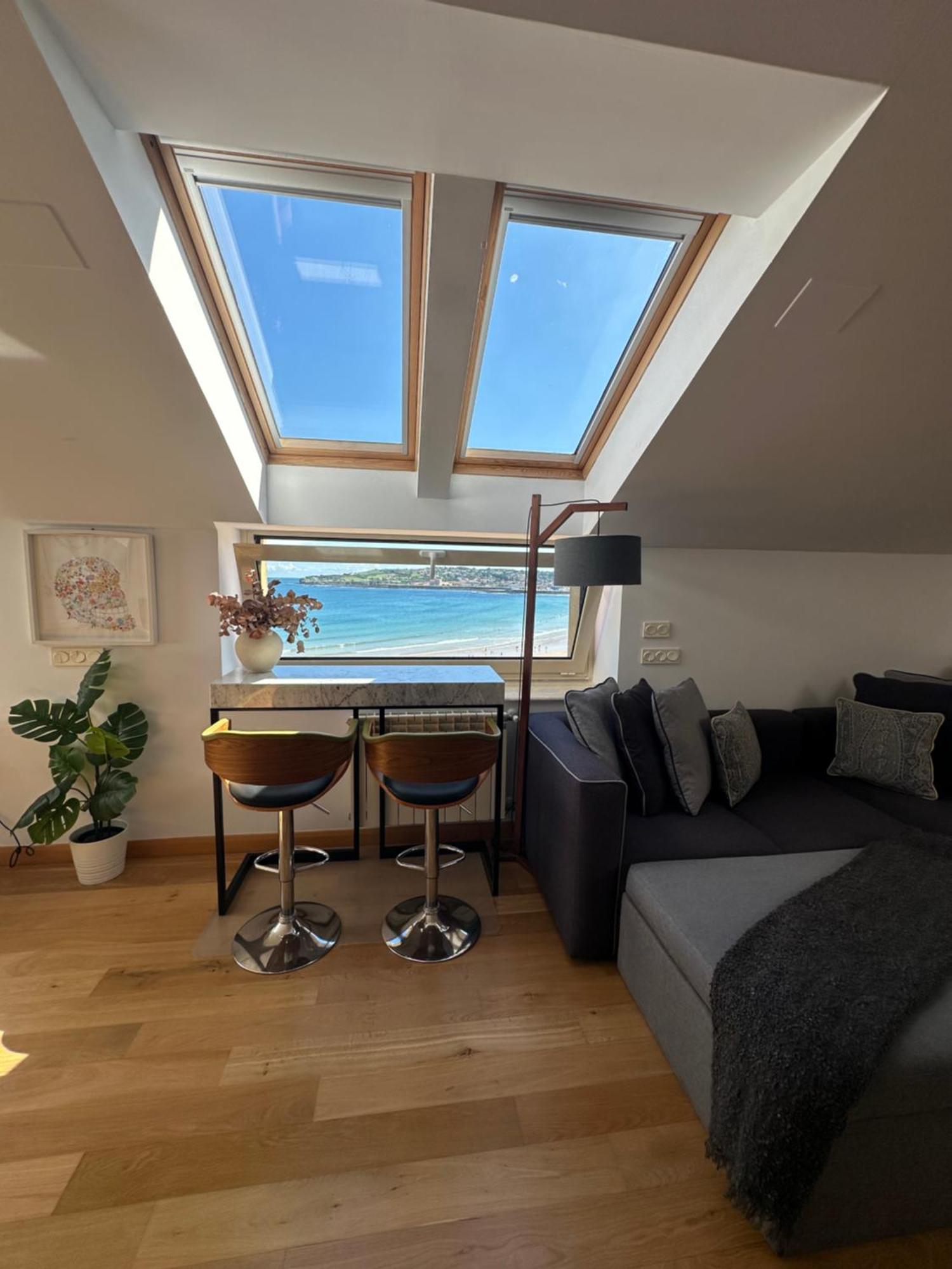 Bustos Home Apartamento Хихон Екстериор снимка