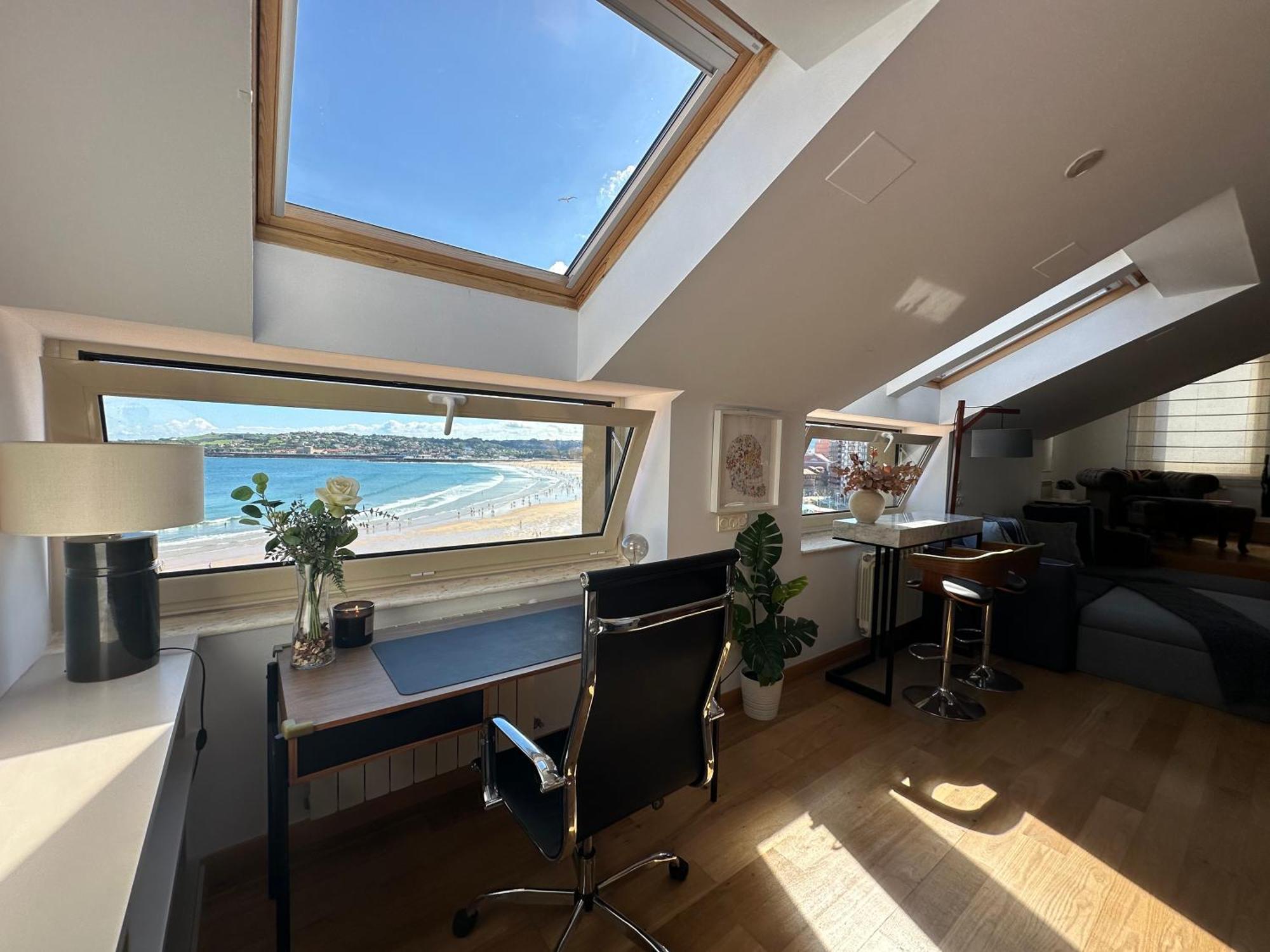 Bustos Home Apartamento Хихон Екстериор снимка